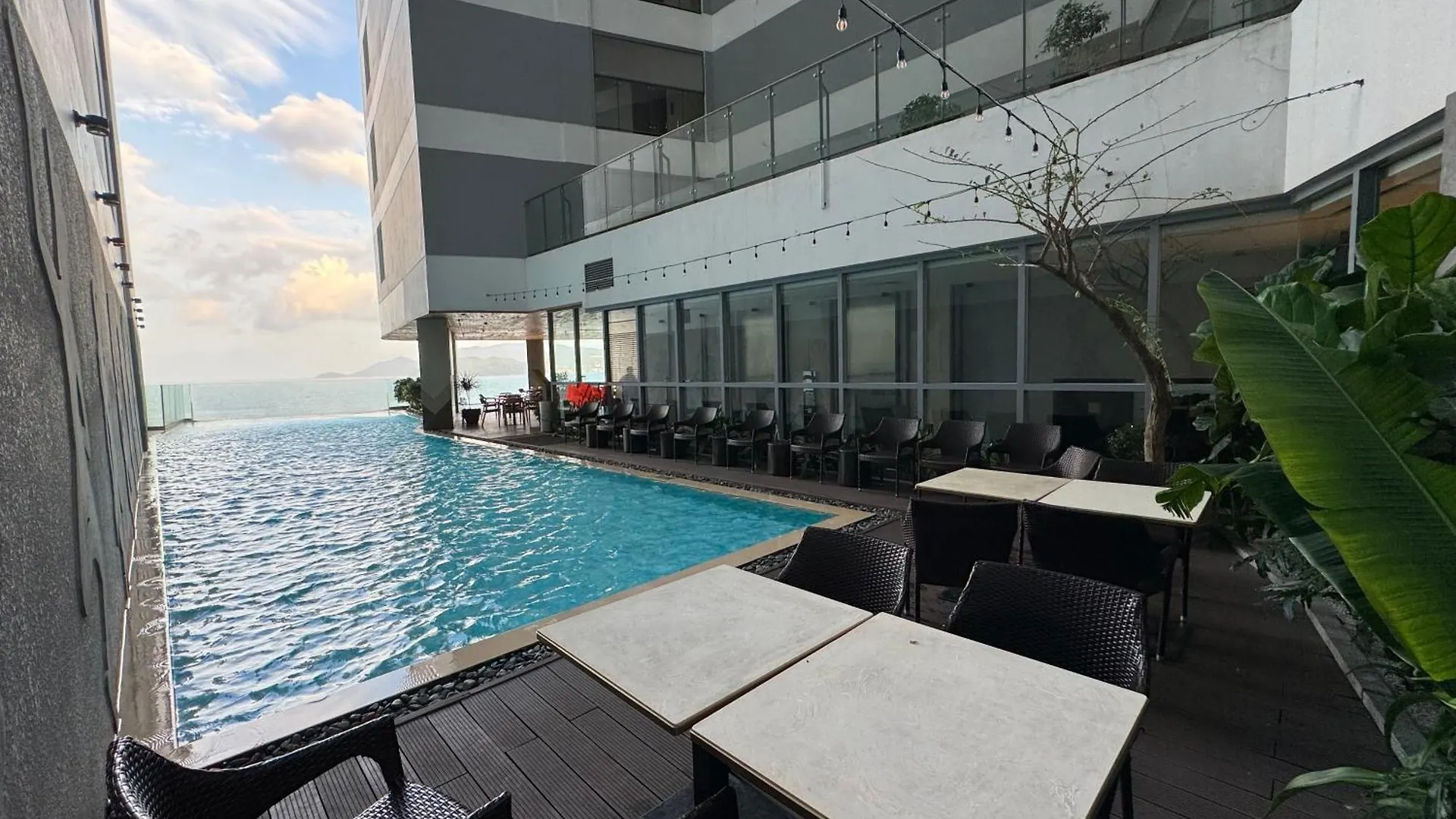 Апартаменты Panorama Nha Trang Sky Beach Residences Вьетнам