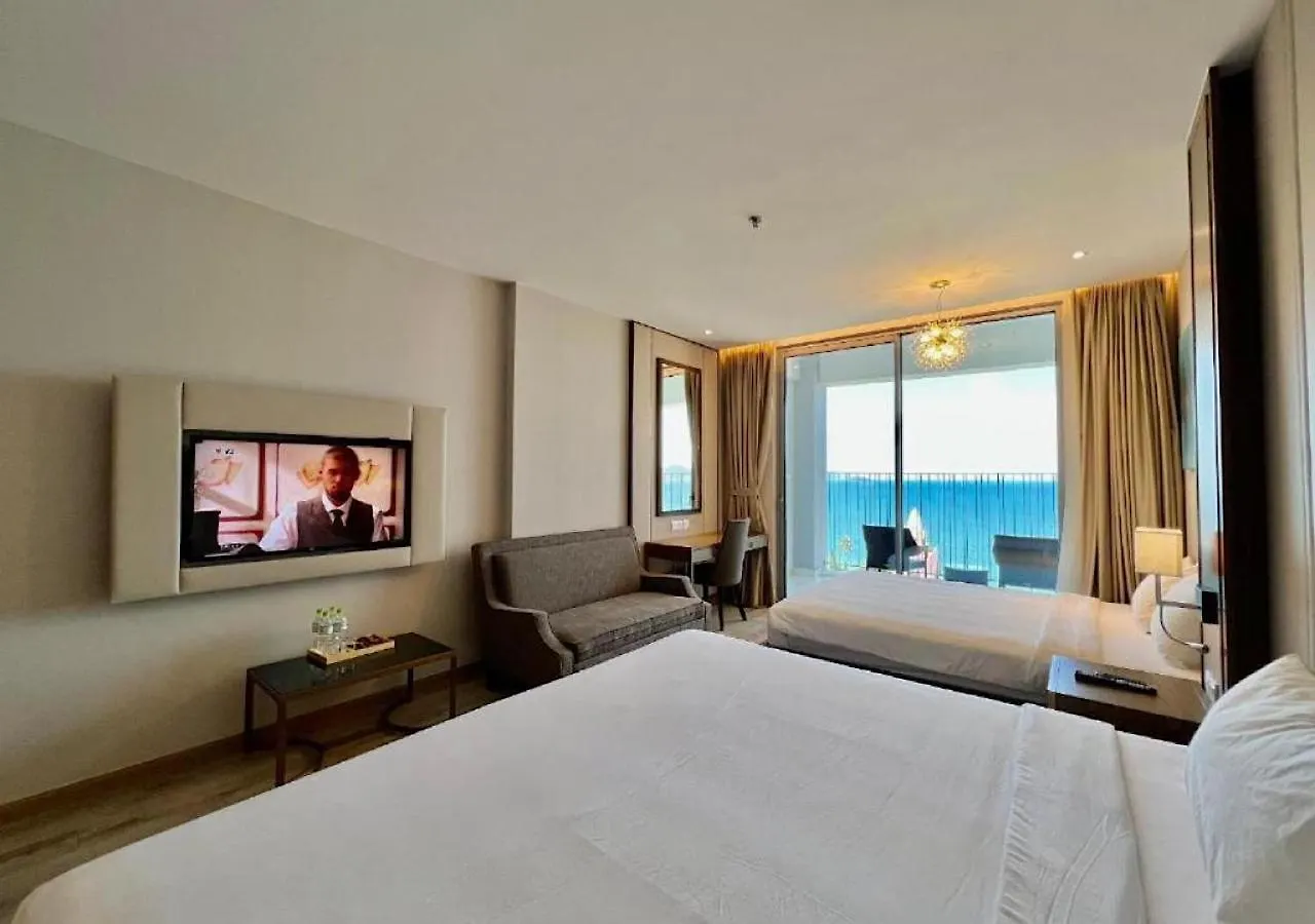 Panorama Nha Trang Sky Beach Residences 0*,