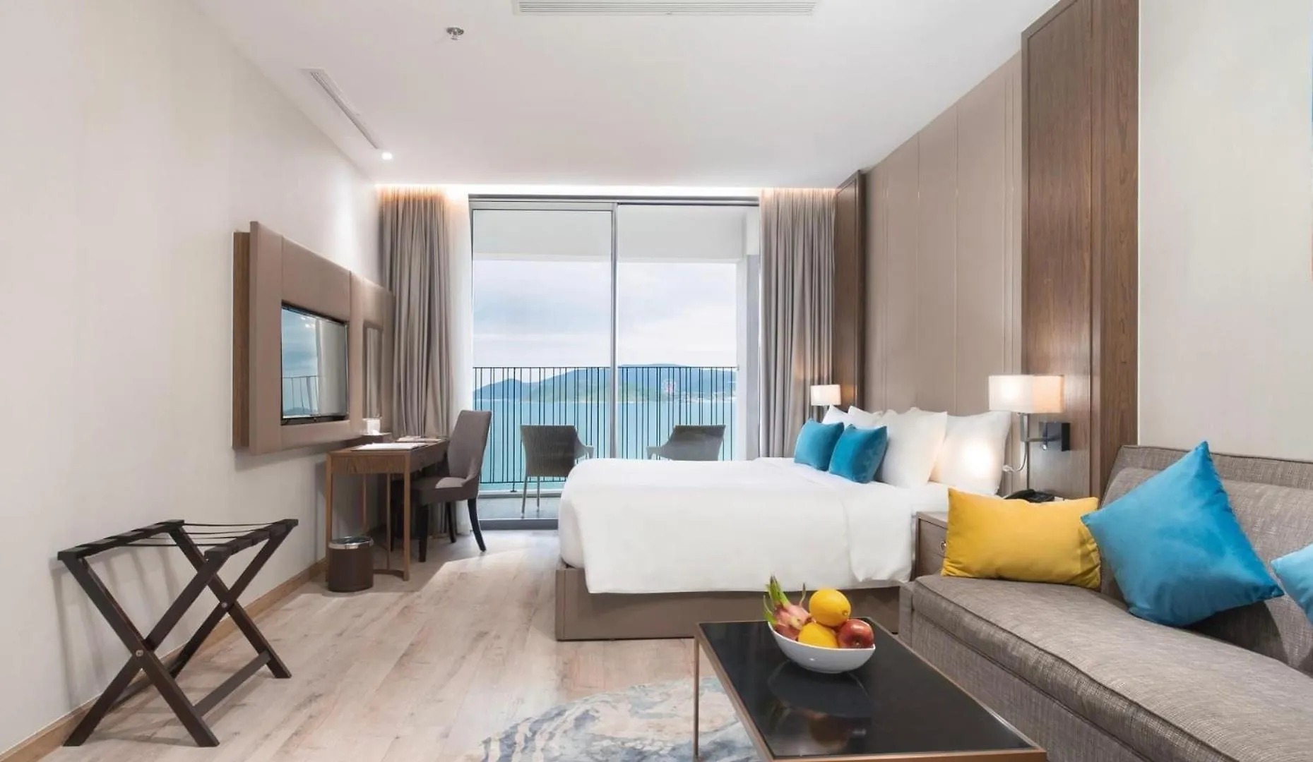Panorama Nha Trang Sky Beach Residences 0*,  베트남